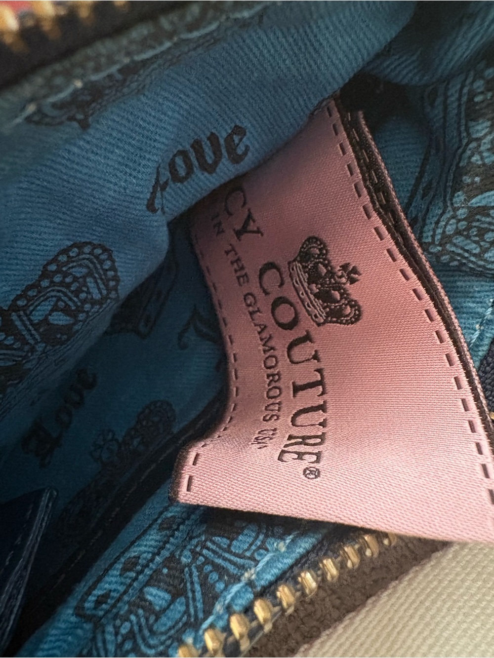Juicy Couture Pink Crossbody Bag with Crest Embroidery - Picture 6 of 6